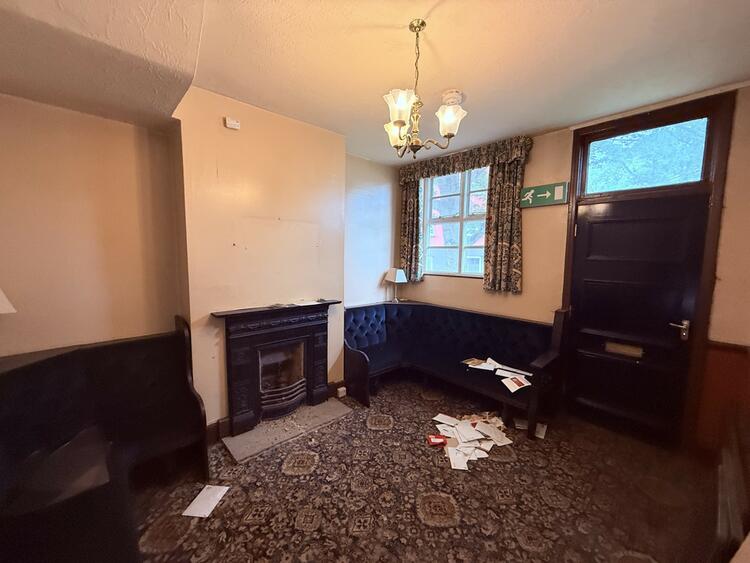 Former Pub Premises, 135 Cleveland Street, Doncaster, South Yorkshire DN1 3AR