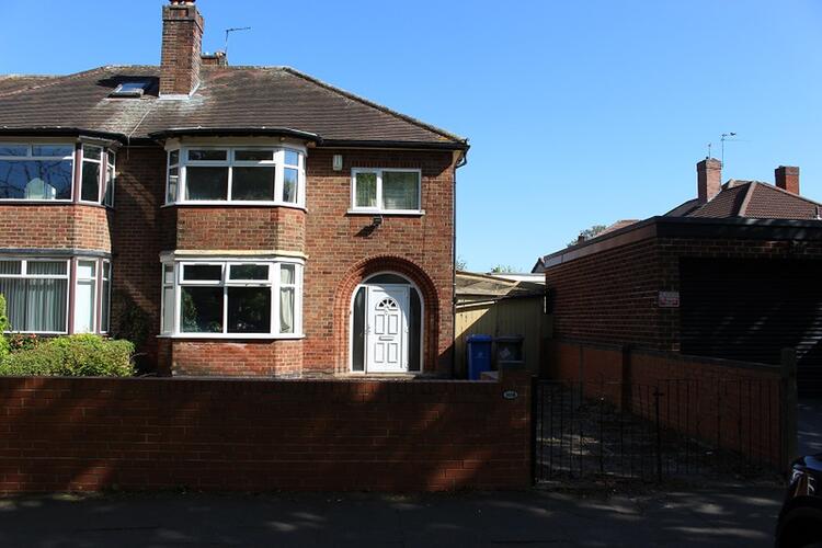 Semi-detached House in Derby