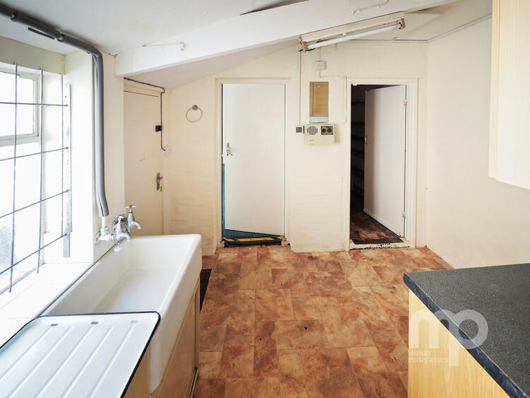 1 Church Street, Wymondham, Norfolk NR18 0PH