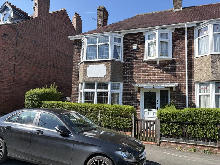 Semi-detached House in Leek