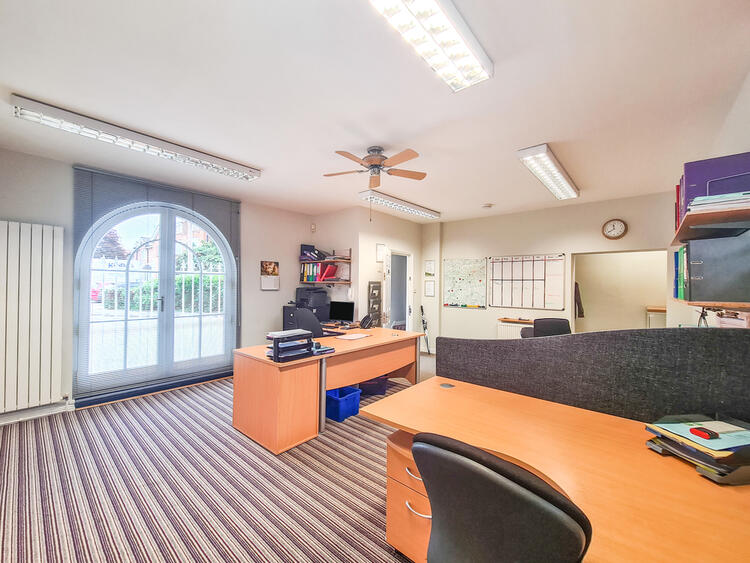 Office in Chertsey image 5