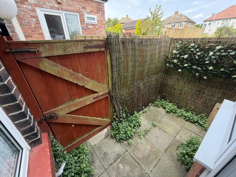 121 Mansfield Road, Sheffield, South Yorkshire S12 2AJ