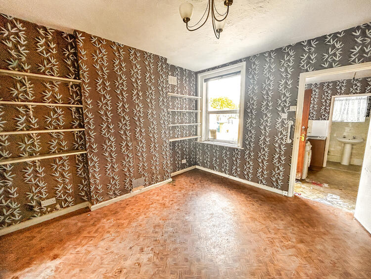 Apartment in Sandhurst image 3