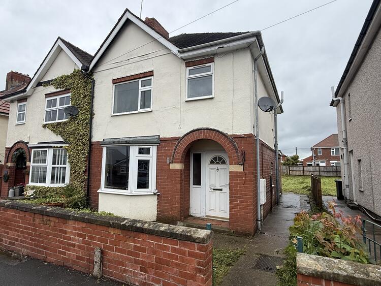 Semi-detached House in Worksop