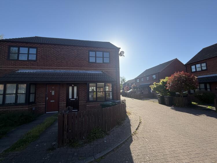 Semi-detached House in Nottingham