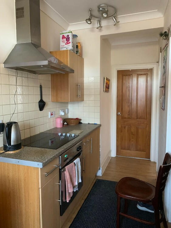 Flat in London image 2