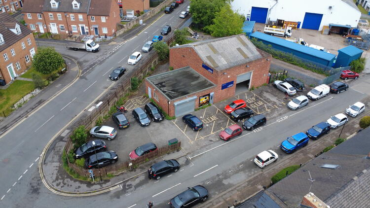Land in Chesterfield