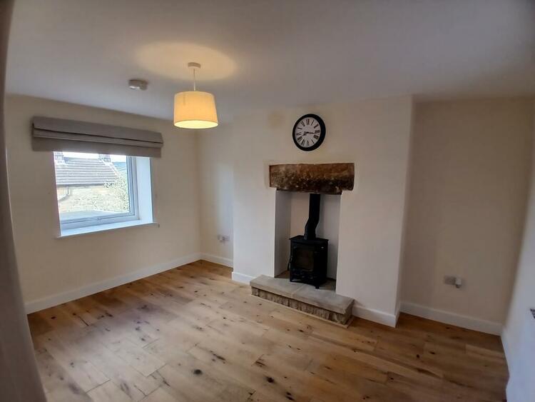 Semi-detached House in Whitby image 3