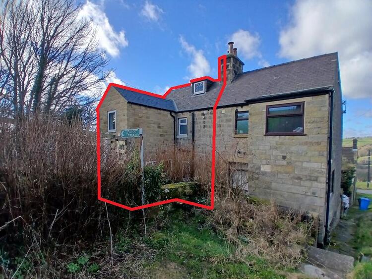 Semi-detached House in Whitby