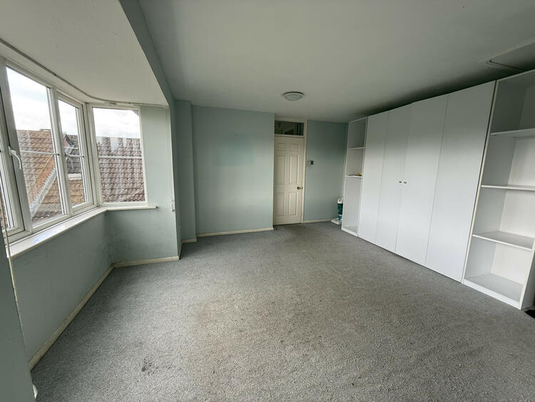 Apartment in Ware image 4