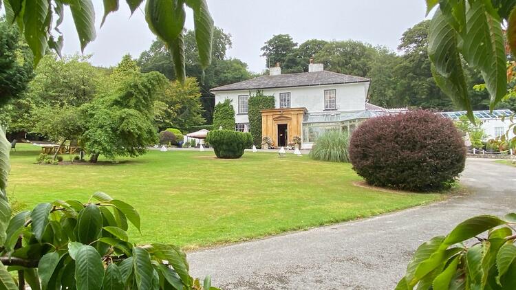 Harrisons Hall, Gwernymynydd, Mold, Flintshire CH7 5JS