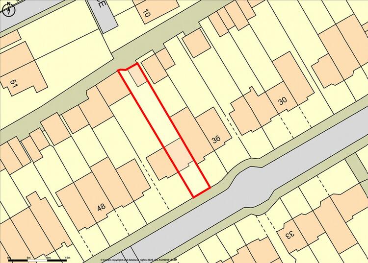 Terraced House in Edgware image 3