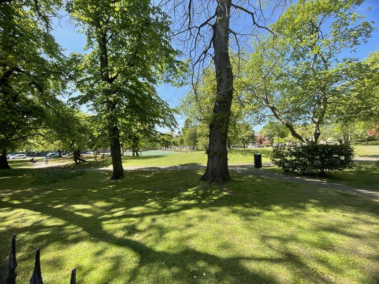 Commercial Property in Leeds image 2
