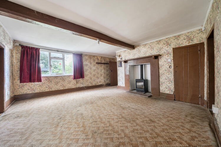 Detached House in Bedford image 4