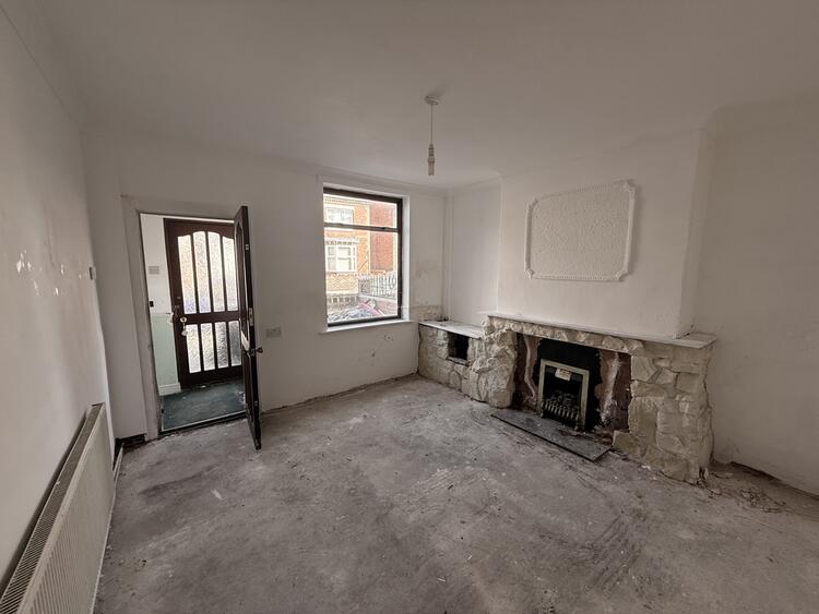 End of Terrace House in Worksop image 5