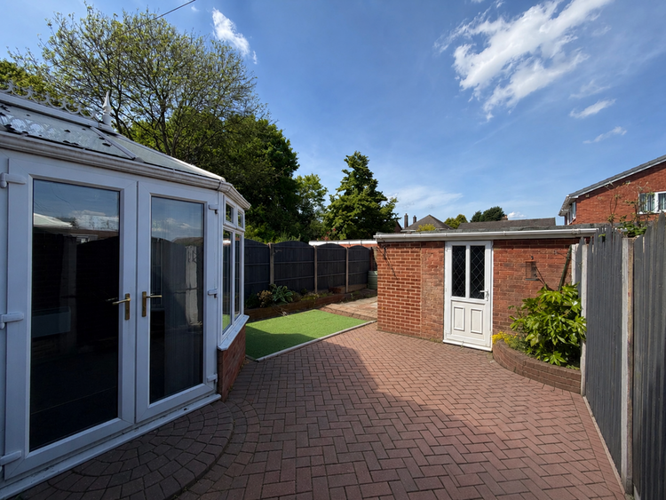 Semi-detached House in Walsall image 2