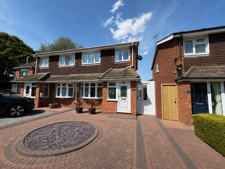 Semi-detached House in Walsall