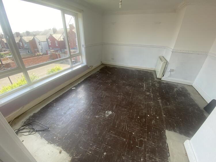 Flat in Doncaster image 3