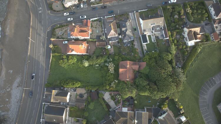 Brampton House, 32 West Drive, Porthcawl, Mid Glamorgan CF36 3HS