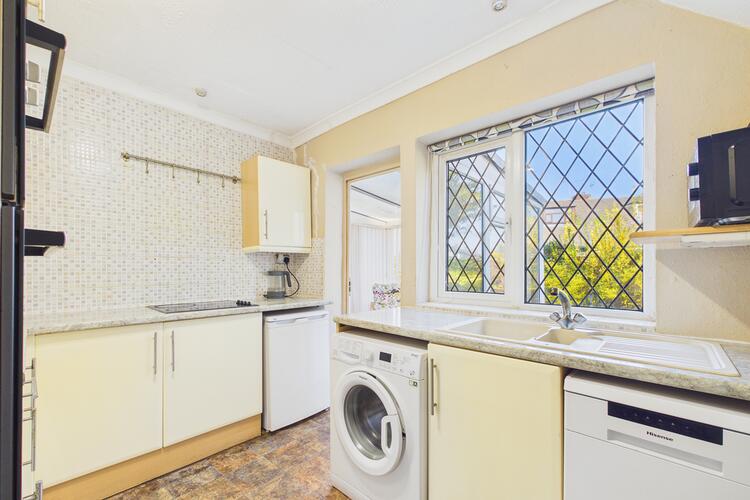 117 Dicksons Drive, Newton, Chester, Cheshire CH2 2BT