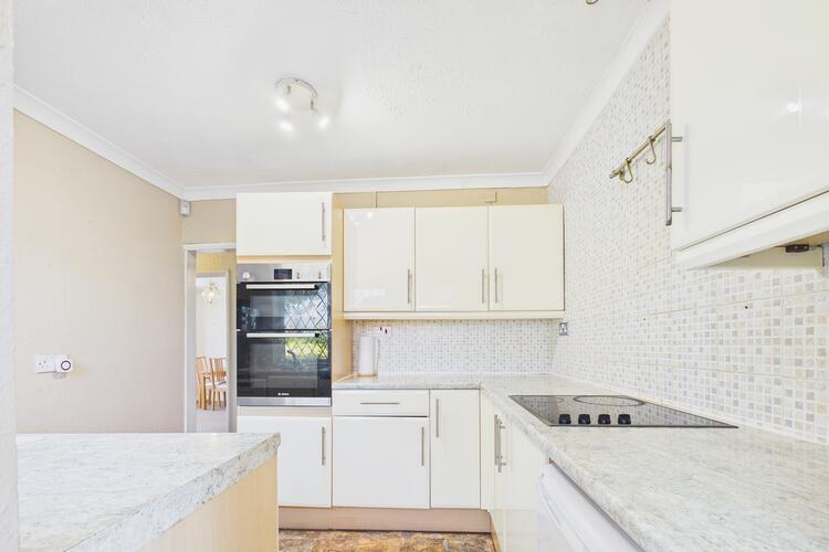117 Dicksons Drive, Newton, Chester, Cheshire CH2 2BT