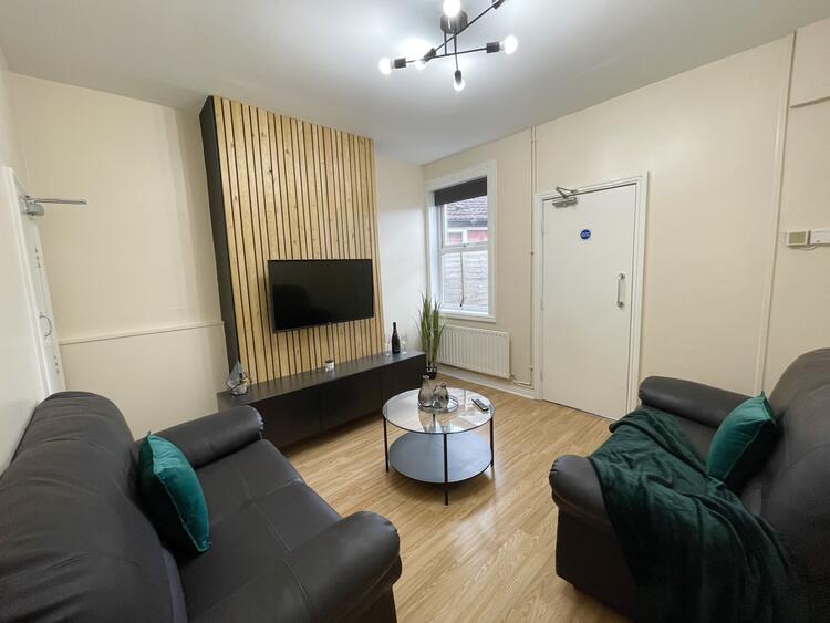 4 Foss Bank, Lincoln LN1 1TD