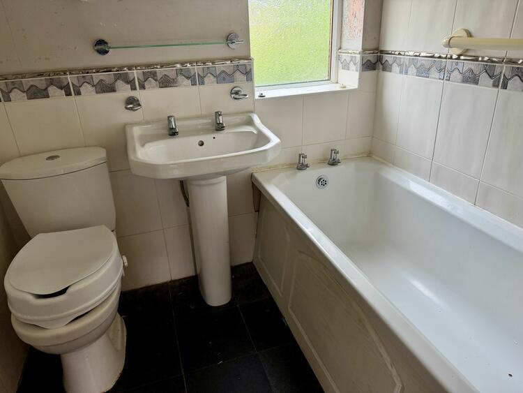 88 Glenbrook Road, Manchester, Greater Manchester M9 0PN