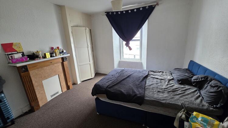 41 Abbey Road, Torquay, Devon TQ2 5NQ