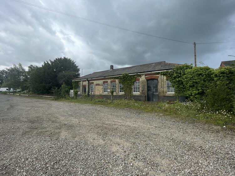 Commercial Property in Grantham image 4