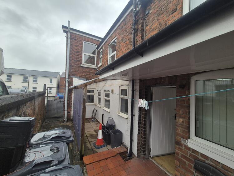 Semi-detached House in Ormskirk image 4