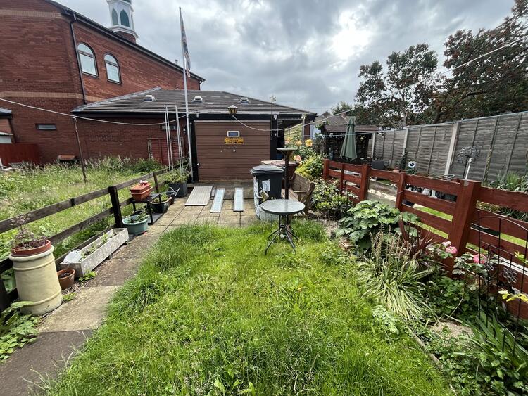 52 Waterloo Street, Burton-On-Trent, Staffordshire DE14 2NB