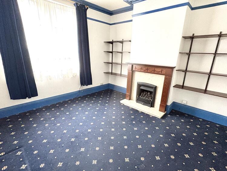 Terraced House in Derby image 3