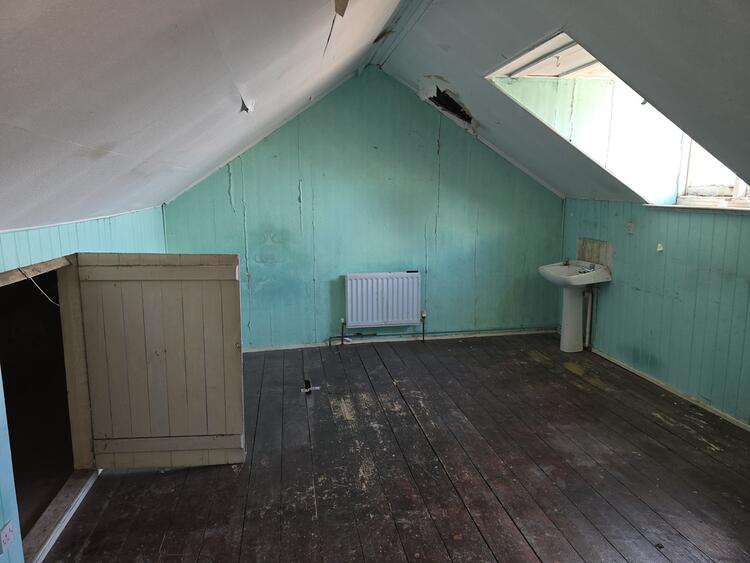 49 Warwick Gardens, Worthing, West Sussex BN11 1PF