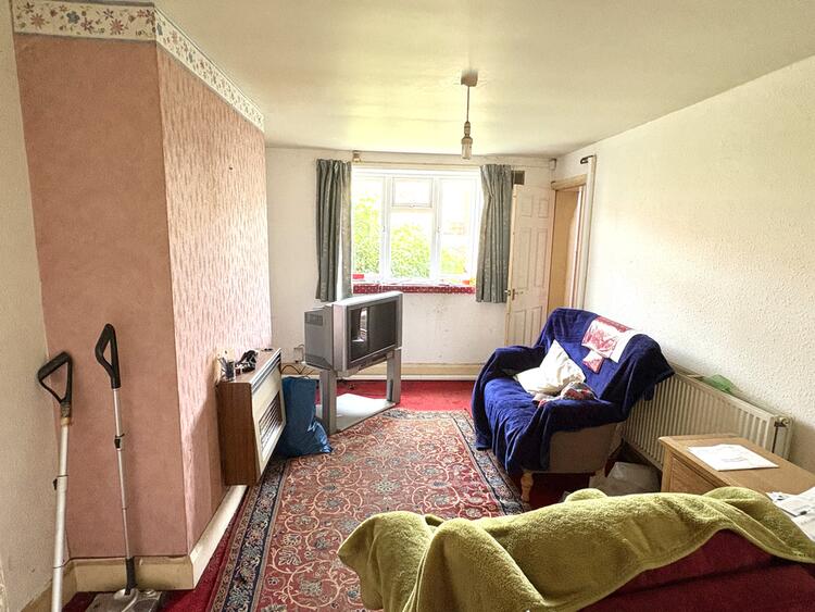 Terraced House in Derby image 2