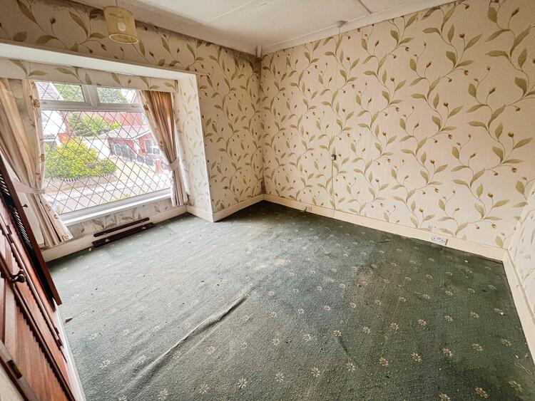 10 Fairmount Avenue, Bolton, Lancashire BL2 5LB
