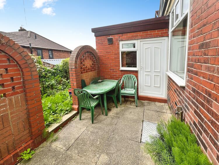 10 Fairmount Avenue, Bolton, Lancashire BL2 5LB