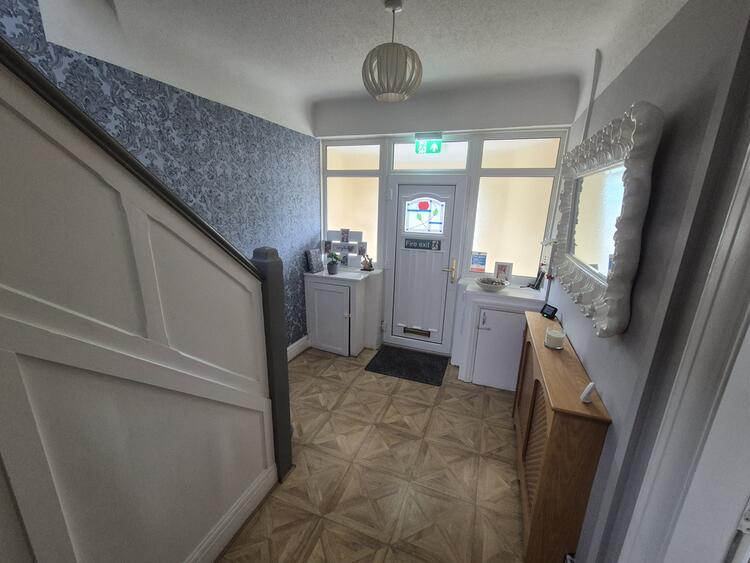 Detached House in Liverpool image 4