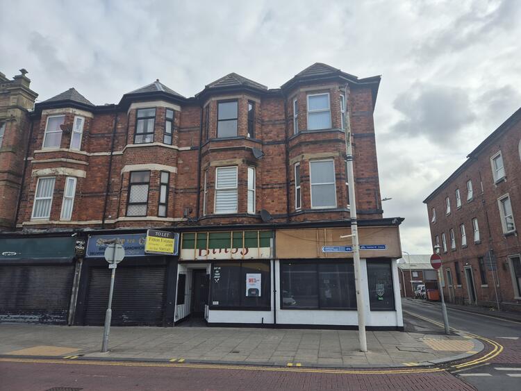 Flat in Southport