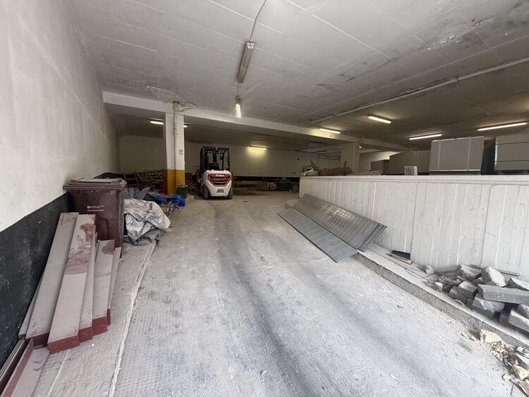 Commercial Property in Sheffield image 3