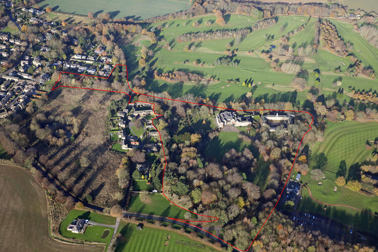 Commercial Property in Wakefield image 4