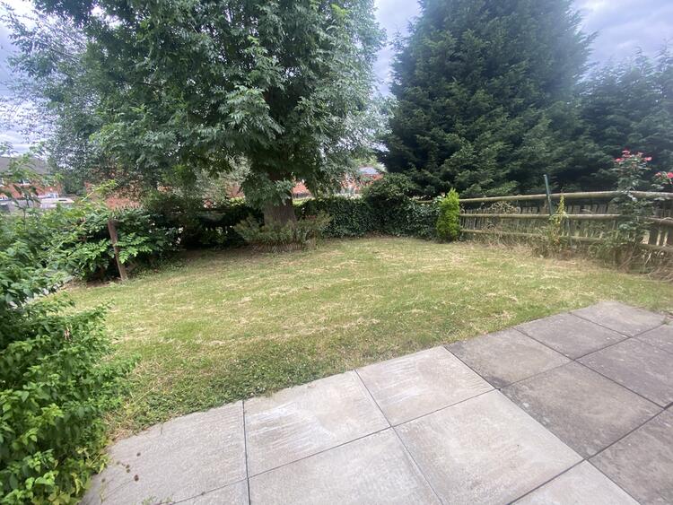 6 Padley Way, Sheffield, South Yorkshire S5 6LJ