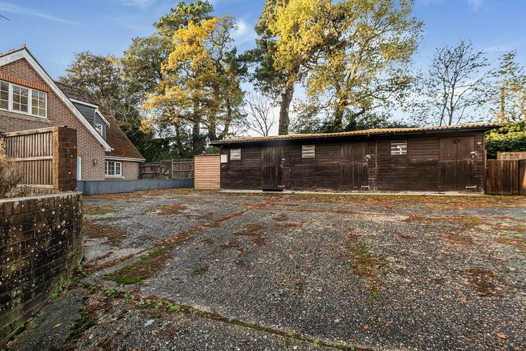 Detached House in Arundel image 3