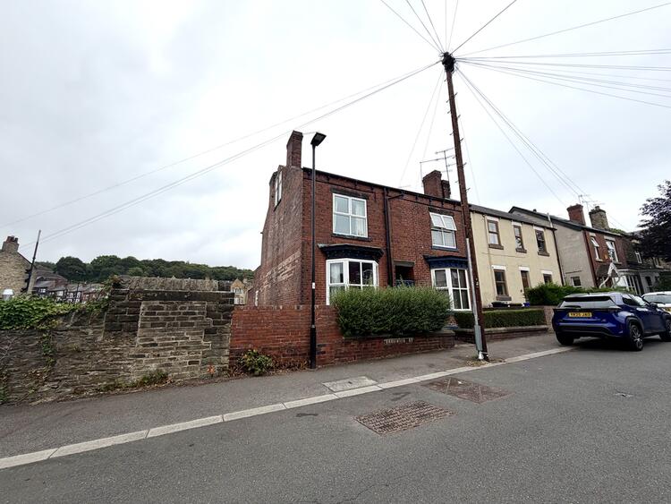 End of Terrace House in Sheffield image 3