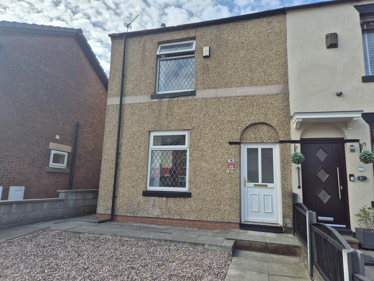 Terraced House in Bolton