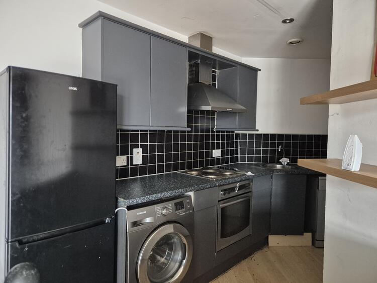 Duplex in Liverpool image 4