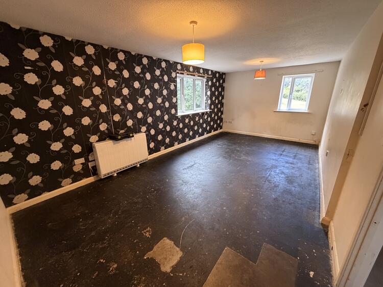 Flat in Derby image 2