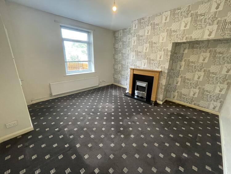 Terraced House in Sowerby Bridge image 2