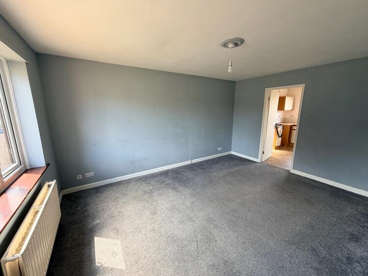 Semi-detached House in Lincoln image 2