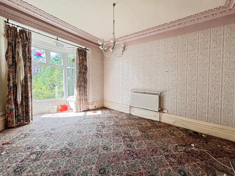 Semi-detached House in Bolton image 3