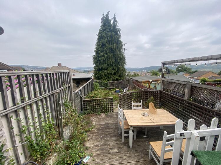 End of Terrace House in Sheffield image 3